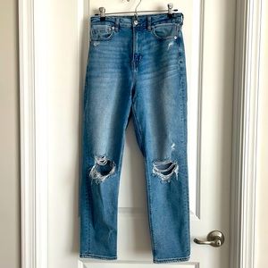 American Eagle Stretch Ripped Curvy Mom Jeans